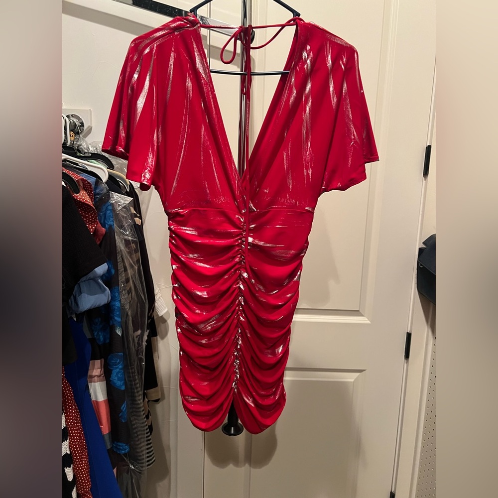 Demore Red Garment